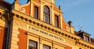 III Liceum Ogólnokształcące im. Adama Mickiewicza w Katowicach: III LO na FB