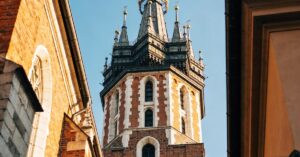 Hejnał mariacki: legenda krakowski melodia z wieży w audycji radiowej