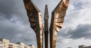 Pomnik żołnierza polskiego w Katowicach: symbol pamięci na Śląsku